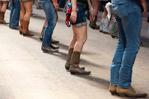 Best Country Music Songs You Can Dance To!