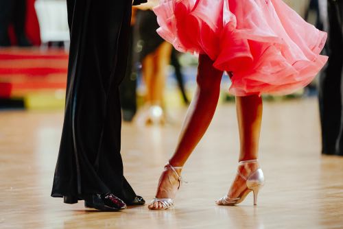 See How Our Medalist System Helps All Skill Levels Learn How to Dance