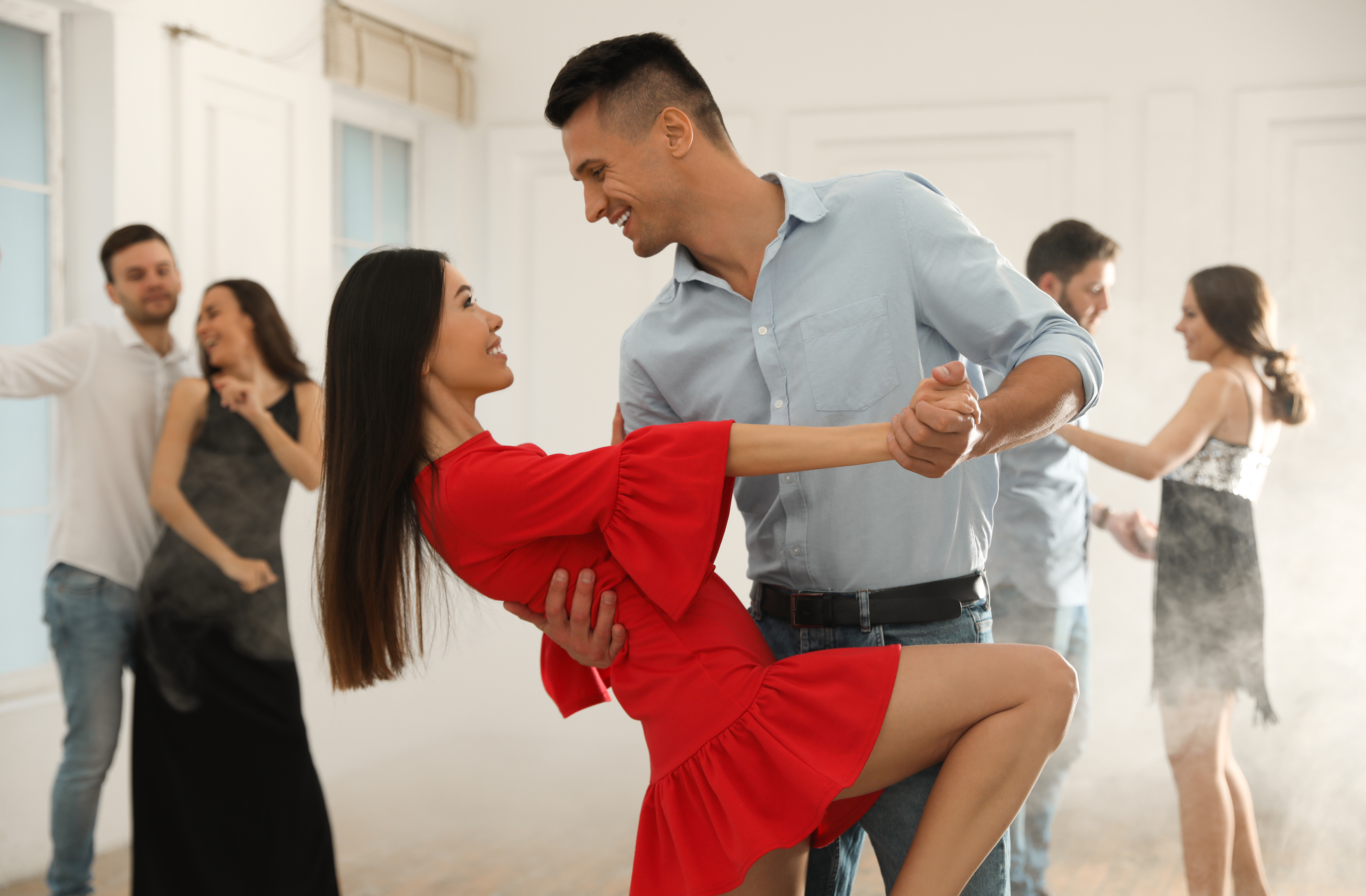 What Should You Know Before Your First Group Dance Class?
